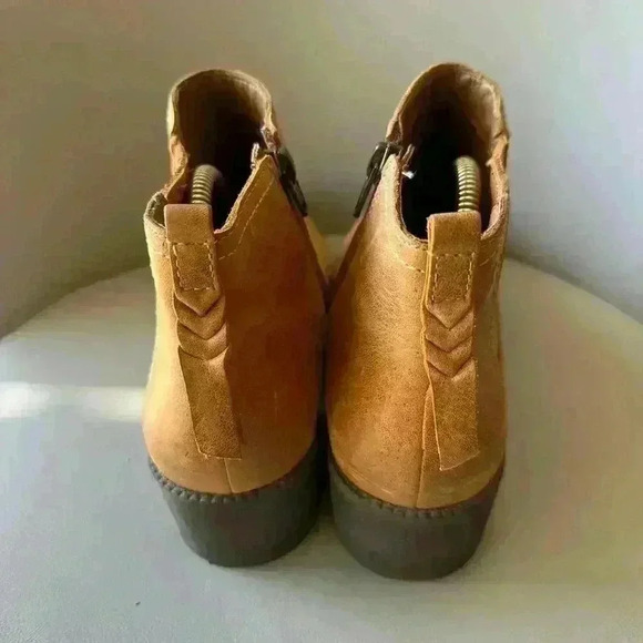 SPERRY | Camel Brown Booties leather, perfect for fall! | SIZE WOMENS 9 - Picture 6 of 7